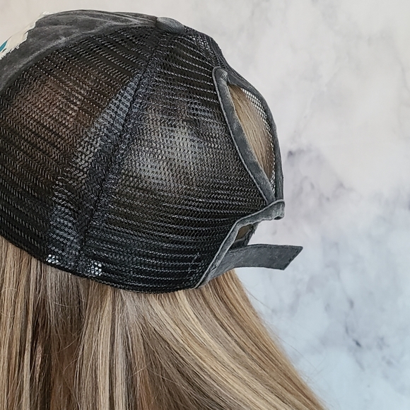 Ponyhat - Picture 2 of 2